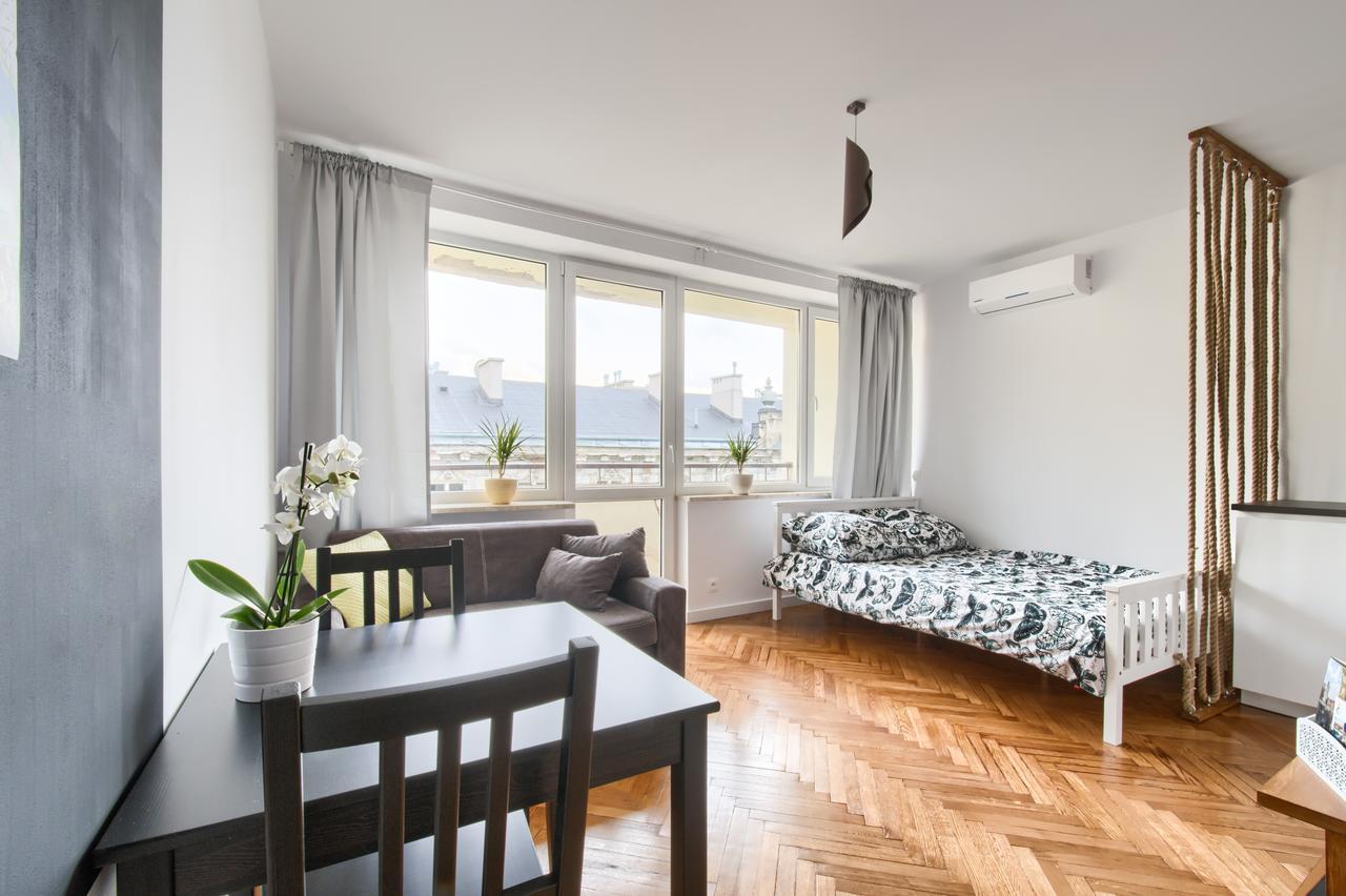 Station - Wilcza Apartament