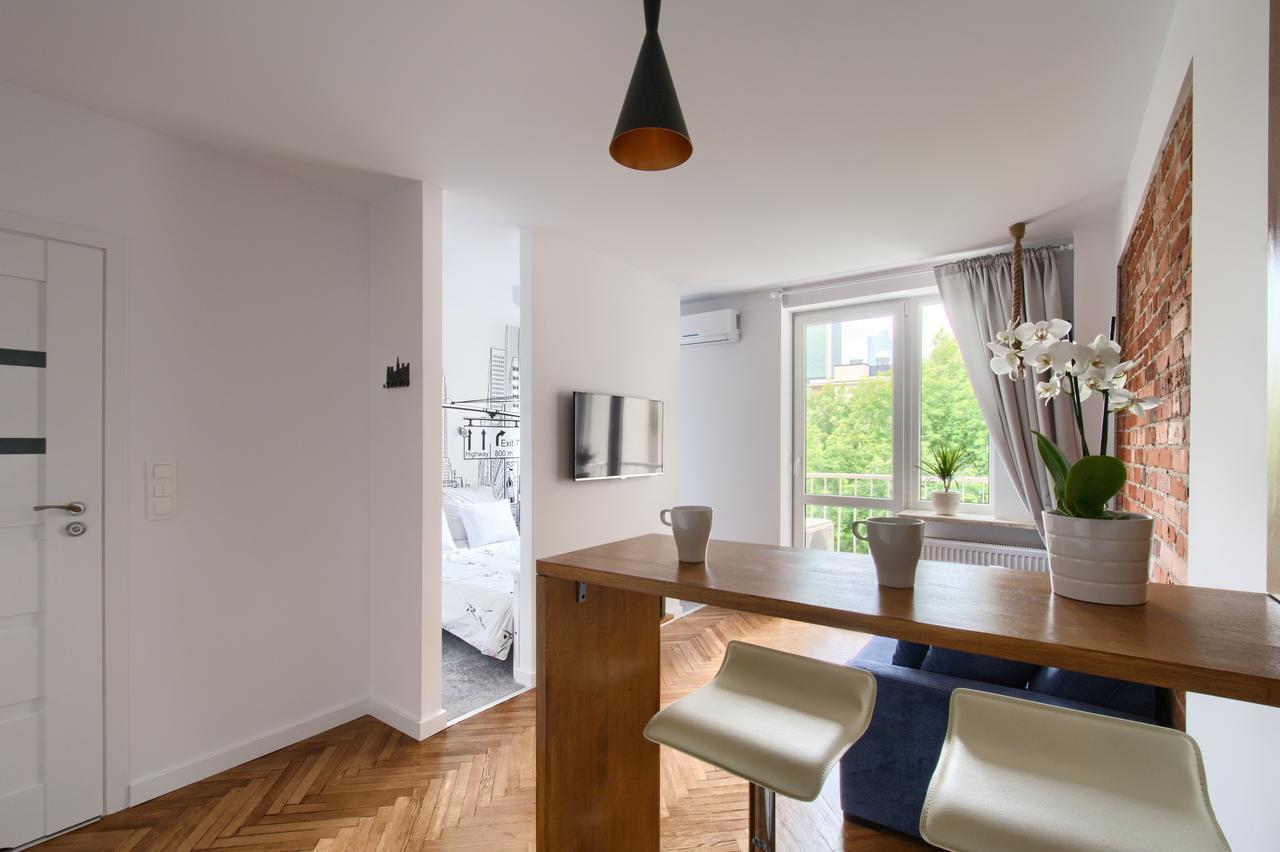 Station - Wilcza Apartament Warszawa
