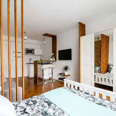 Central Station Apartment - Wilcza Warszawa Zewnętrze zdjęcie