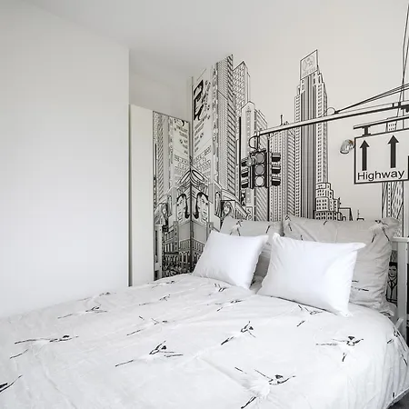 Central Station Apartment - Wilcza Warszawa Zewnętrze zdjęcie