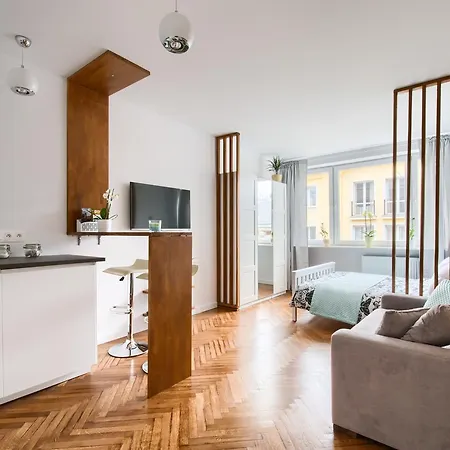 Central Station Apartment - Wilcza Warszawa Zewnętrze zdjęcie
